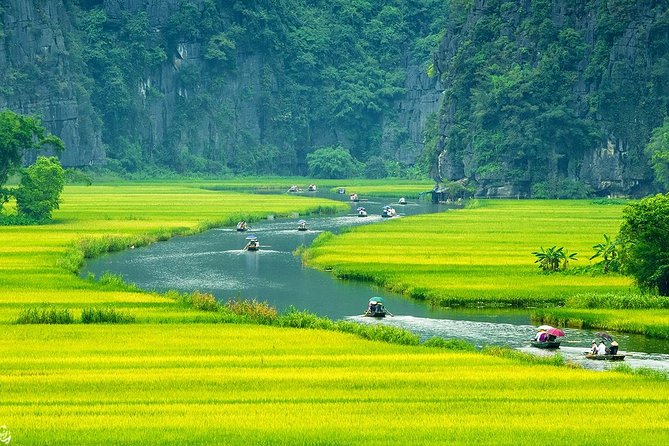 Hoa Lu -Trang An -Hang Mua Small Group Full day From Hanoi - Biking and walking in Hoa Lu and Truong Yen countryside