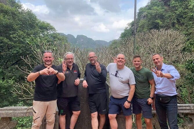 Hoa Lu - trang an - mua cave 1 day buffet luch - Tràng An by traditional sampan through Lam, Vang, Dai, and Thanh Trượt caves