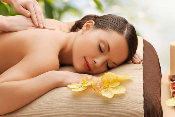 Hoang's Spa Relaxing Hot Stone Massage - Staff and service style: professional, warm, and responsive