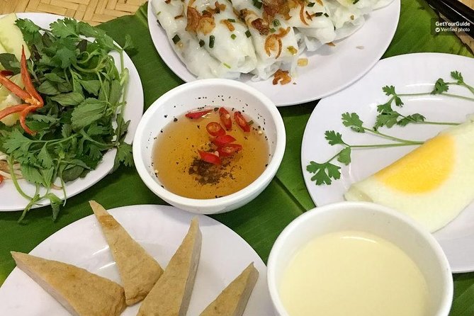 [HOT] Hanoi Old Quarter Walking Street Food - Small Group Tour - Guide power is the real differentiator