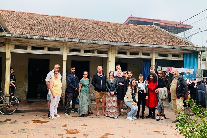 Incense Village, Hat Making & Lacquer Artisan Small Group Hanoi - Getting started in Hanoi: meeting point and the pickup reality