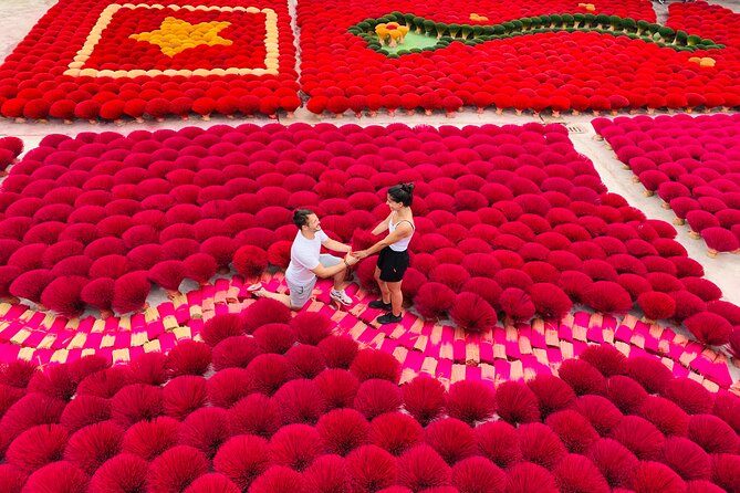 Incense Village Quang Phu Cau, Hat, Lacquer Hanoi Artisan Tour - Price and value: what you get for about $15.83