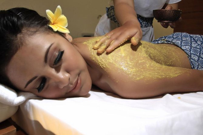 L’essence Honeymoon Package (for couples) 270’ - Green tea scrub and Dead Sea detox wrap, why this combo makes sense