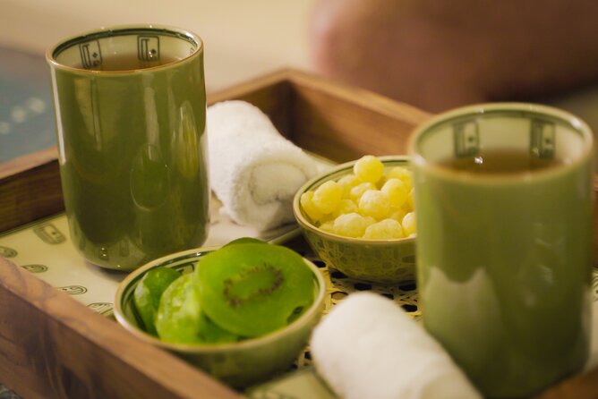 L’essence Relaxation Package for Lady: 240’ - Herbal steam, then the 90-minute Lessence Unique Treatment