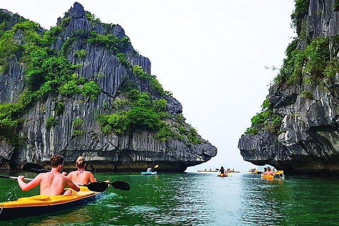 Lan Ha Bay 2 days tour with 3-star cruise - Your 3-star cabin and the small comforts that help