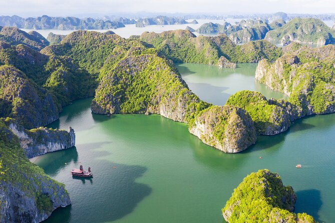 Lan Ha bay deluxe cruise 2 days: Kayaking & swimming at pristine places - Meals and Drinks: Included Food, Boat Appetite, and Drink Limits