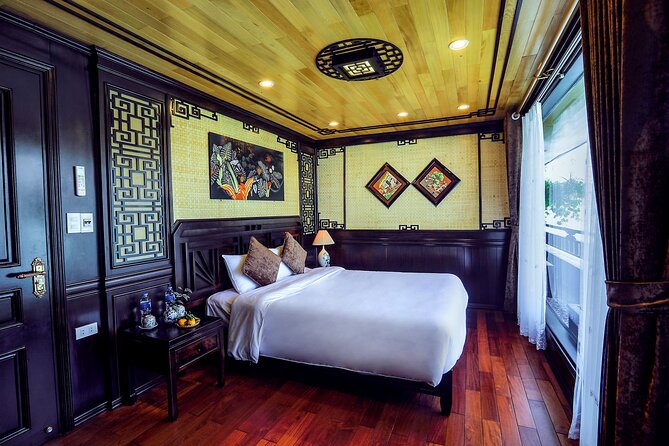 Lan Ha bay deluxe cruise 2D/1N: kayaking & swimming at pristine places & meals - Viet Hai village cycling in Cat Ba National Park