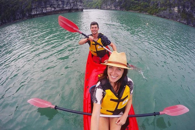 Lan Ha Bay - Ha Long Bay Overnight 5-star Cruise with Kayaking, Swimming,... - A Cooking Class Moment to Break Up the Scenery