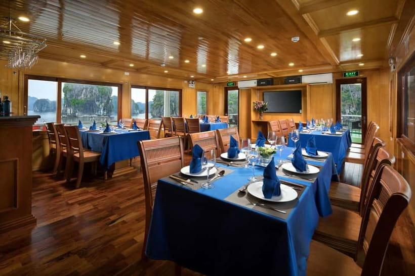 Lan Ha Bay Luxury Cruise with balcony - biking+kayak+tickets - Viet Hai Village Biking in Cat Ba National Park (Plus the Electric Car Option)