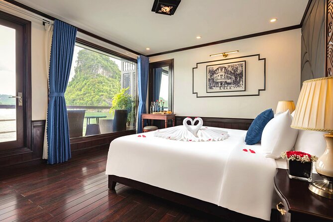 Le Journey Elegance Cruise 5 Star Lan Ha Bay - All Inclusive 2D1N - Activities beyond the caves: kayaking, bamboo boats, and beach time