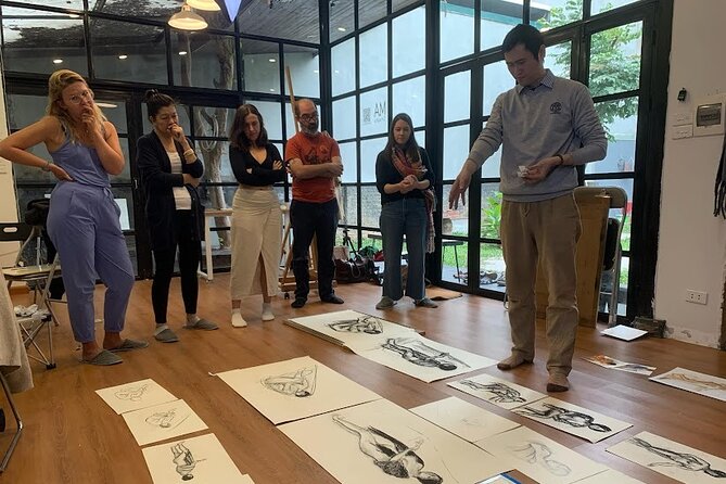 Life Drawing Class - Art Workshop at Art Tutor Hanoi - The pose schedule, 15 to 45 minutes: the pacing that builds skill