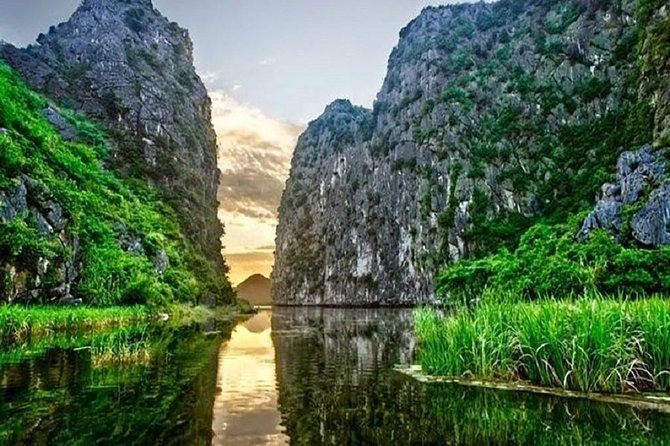 Luxury Hoa Lu - Tam Coc - Mua Cave 1 Day Tour - By Limousine & Small Group - What you get for $59, and what costs extra