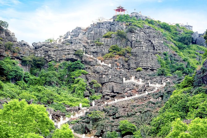 Luxury Hoa Lu Tam Coc Mua Cave 1 Day With Limousine Bus And Lunch - Your guide and small-group vibe (including names you might meet)