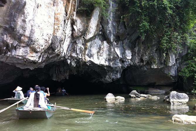 Luxury Hoa Lu Tam Coc Mua Cave Amazing View 1 Day Tour - Included Comforts, Lunch, and the Little Extras That Matter
