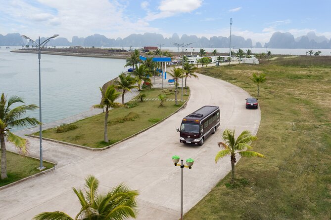 Luxury Limousine Bus transfer Ha Noi Old Quarter to Ha Long Bay - The Comfort Details That Actually Make the Drive Better