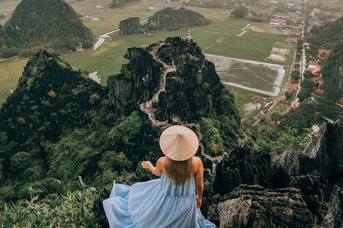Luxury small Group Hoa Lu - Tam Coc - Mua Cave Max 6 - 8 pax/tour - Tam Coc-Bich Dong and the sampan ride you’ll remember