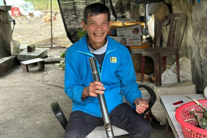 Majestic Ninh Binh Discovery: Mua Cave & Tam Coc private tour - The Mua Caves hike to Ngoa Long Mountain (Hang Mua): your best payoff