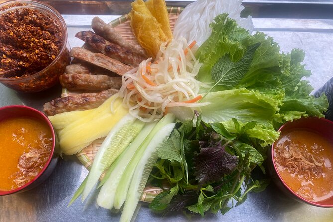 Minh's Unique Street Food Adventure - The 3-hour walking route: why the pace works