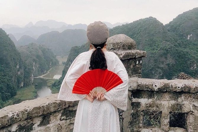 Mua cave - Hoa Lu - Tam Coc- Small Group - Getting from Hanoi: the air-conditioned comfort you will appreciate