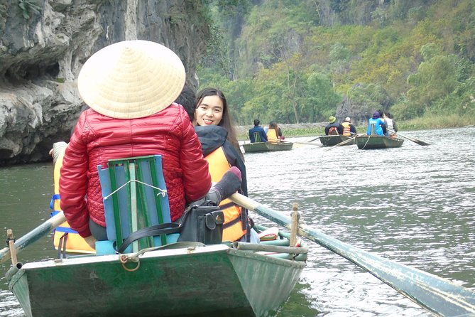 Mua cave - Hoa Lu - Tam Coc- Small Group - Stop 1: Mua Caves and the peak climb you will feel in your legs