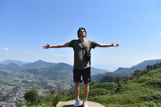 Muong Hoa Valley View & Village Trek in Sapa 1 Day - Hang Da Village: cloud-chasing at altitude, then gentler walking