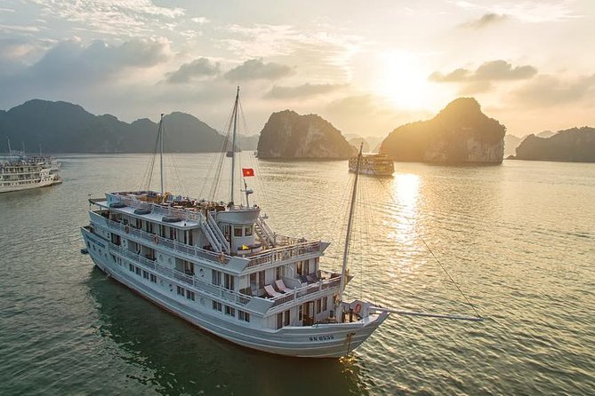 New Cruise Ha Long - CATAMARAN PREMIUM - Lan Ha Bay fun: Frog Pond, swimming, and active deck time