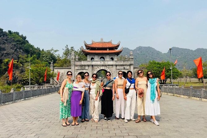 Ninh Binh 1 Day Trip With Mua Cave and Dragon Mountain Hiking - Hanoi to Ninh Binh: how the day starts at 7:30
