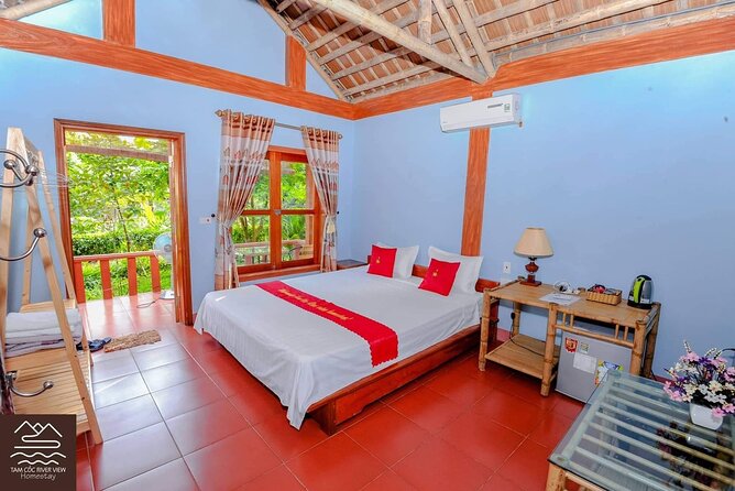 Ninh Binh 2 days 1 night in Homestay: Hoa Lu-Tam Coc- Bai Dinh-Trang An - Hoa Lu, Am Tien Cave, and the Tuyet Tinh Coc sampan ride