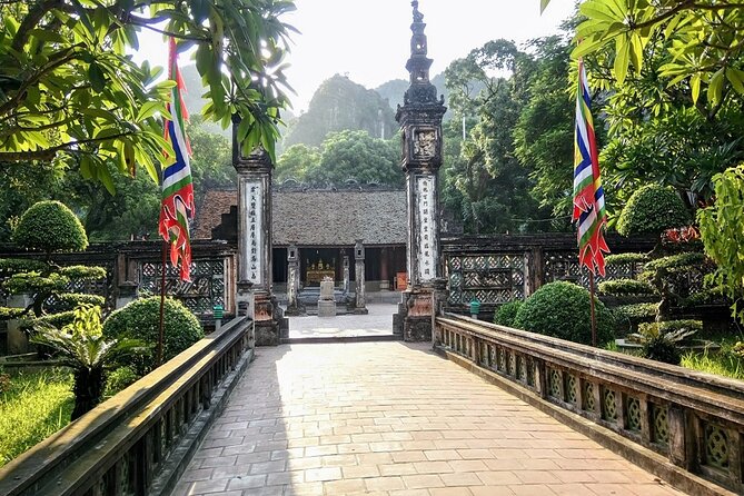 Ninh Binh 2 Days 1 Night Tour: Unique Itinerary - Thung Nham Bird Park plus biking to Tam Coc area villages