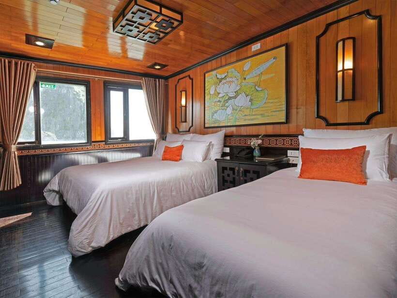 Ninh Binh: 3-Day Halong Bay 5-Star Arcady Cruise - Day 2 on the Water: Luon Cave Kayaking and Bamboo Boat Time