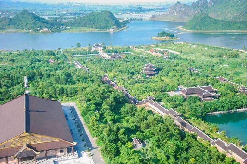 Ninh Binh : Bai Dinh Pagoda, Trang An, and Mua Cave Tour - The big-picture idea: pagoda, steps, then cave boats