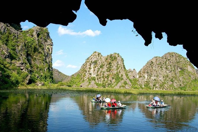 Ninh Binh - Bai Dinh Pagoda - Trang An Landscape Complex - Mua cave 1 Day Tour - A full day that doesn’t waste time: pagodas, caves, and a climb
