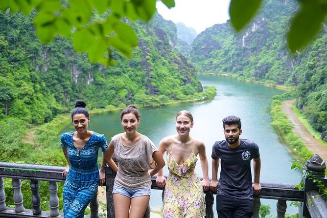 Ninh Binh Daily Tour: Hoa Lu - Am Tien Cave- Trang An boat ride - What to wear, how to pace the steps, and what’s practical