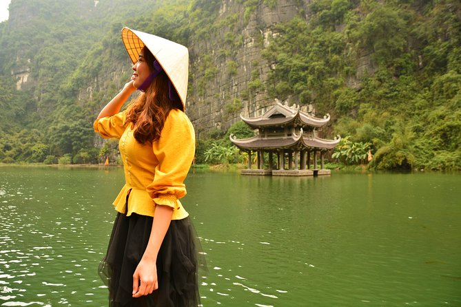 Ninh Binh Day Tour: Bai Dinh Trang An boat trip - Buffet Lunch at a Local Restaurant: Goat Soup Included, Options Available
