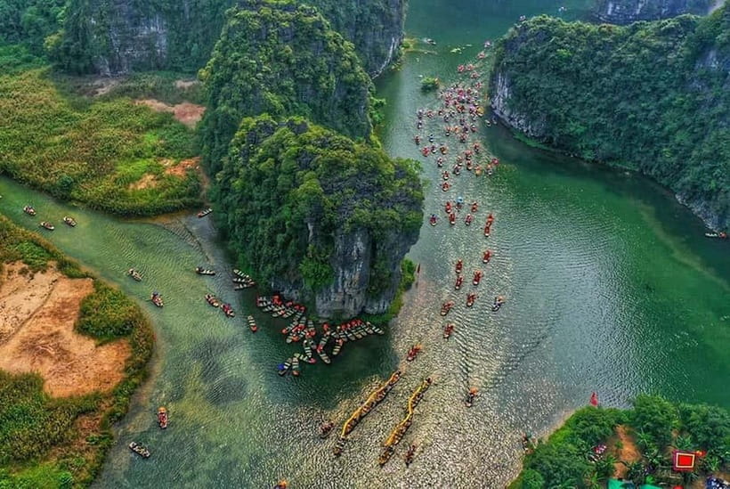 Ninh Binh Day Tour: Hoa Lu, Trang An Mua Cave, Boat Ride - Mua Cave peak climb, big stairs, and how to make the viewpoint worth it