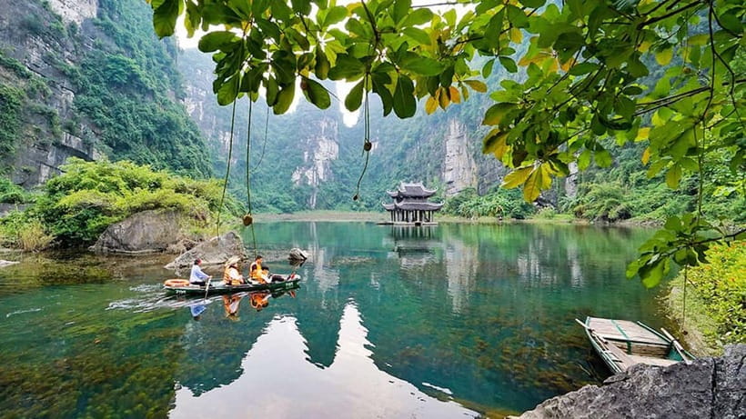 Ninh Binh Day Tour: Hoa Lu, Trang An Mua Cave, Boat Ride - 7:30 hotel pickup, limousine transfer, and staying sane in traffic