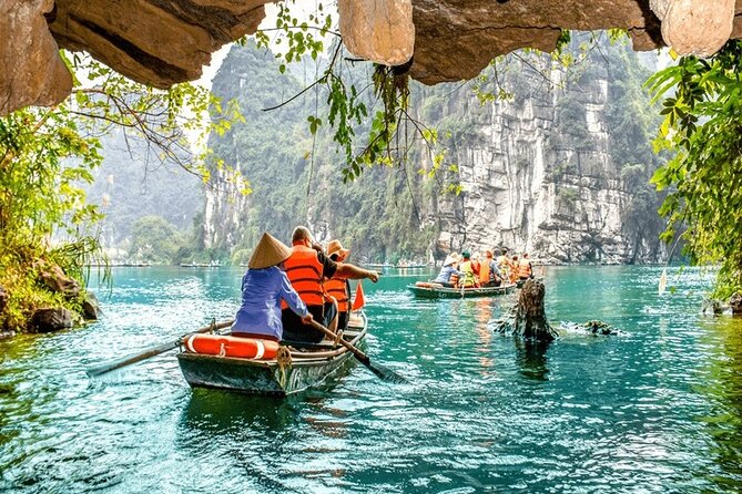 Ninh Binh Day Tour Tam Coc Mua Cave Hoa Lu Buffet Lunch Limousine - Cycling around Tam Coc for 30 to 45 minutes, best when you time your legs