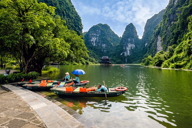 Ninh Binh Day Trip: Hoa Lu-Trang An/Tam Coc-Mua Cave-Cycling-Boat - What to pack so you enjoy every step, paddle, and photo
