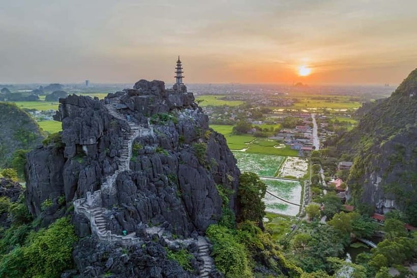 Ninh Binh E-bike Tour: Tam Coc Rural Life, Bich Dong & Dundj - Tam Coc by e-bike, not on a bus