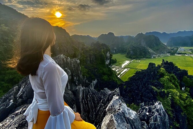 Ninh Binh full day-Hoa Lu temple & biking, Tam Coc boat trip, Dragon mountain - Key highlights worth your time