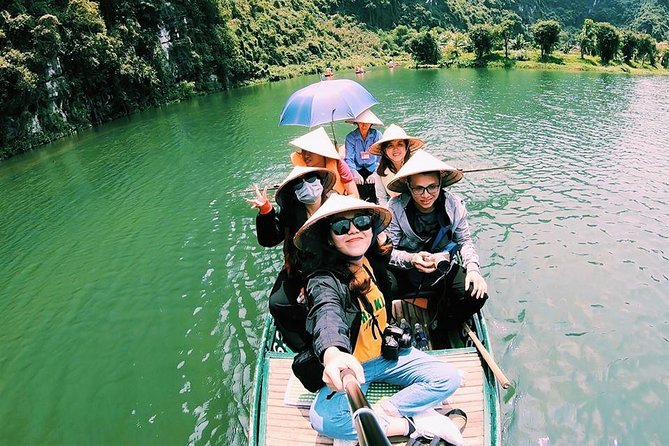 Ninh Binh Full Day Small Group Bai Dinh Trang An Mua Cave Tour - Bai Dinh Pagoda: 500 La Han statues and a 10-meter bronze Buddha