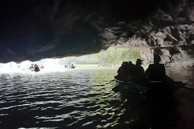 Ninh Binh Full-Day Tour from Hanoi to Hoa Lu, Tam Coc & Mua Cave Via Boat & Bike - Food and What the $33 Price Includes (And What It Does Not)