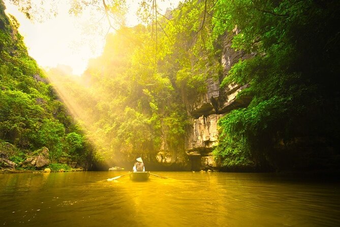 Ninh Binh Full Day Tour to Hoa Lu Tam Coc Mua Cave Buffet Lunch - Price and logistics: what $45 really buys in Ninh Binh