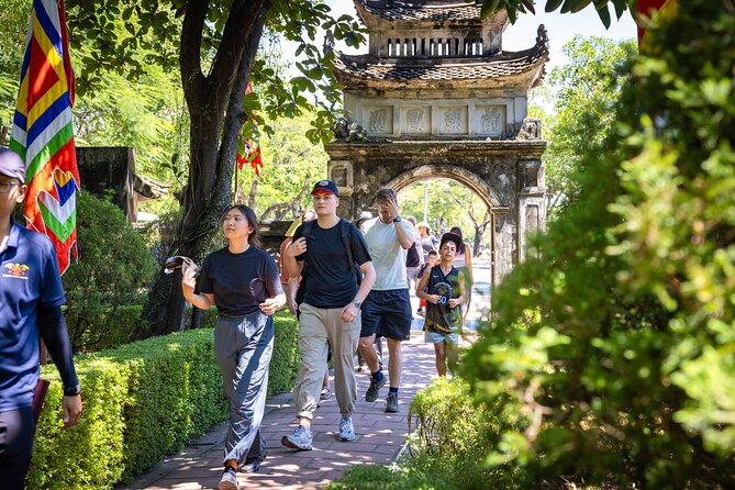 Ninh Binh Highlights Tour - Hoa Lu, Trang An And Mua Cave - Optional Village Cycling: A Gentle Way to Get Closer to Daily Life