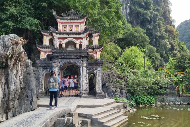 Ninh Binh HIGHTLIGHT & HIDDEN GEM Tour From Hanoi: Skip-The-Line - Rice Paddies, Pagodas, and Village Life: What the Countryside Riding Adds