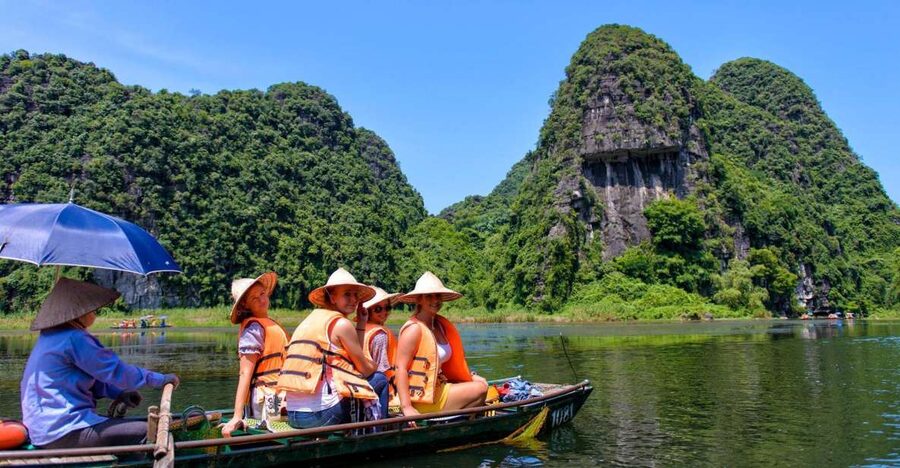 Ninh Binh: Hoa Lu, Mua Cave, and Trang An Tour and Boat Ride - Hanoi to Hoa Lu in an air-conditioned car that earns its keep