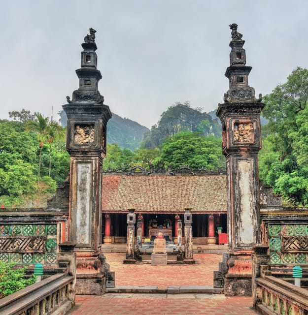 Ninh Binh: Hoa Lu, Trang An and Mua Cave Full-Day Trip - Hoa Lu’s ancient capital: temples, photos, and short guided history