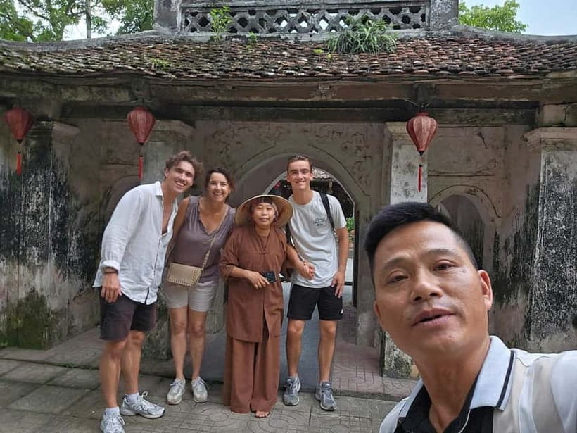 Ninh Binh Jeep Ride: Coi Khe, Mua Cave Sunset & Hoa Lu Night - Hoa Lư Ancient Town After Dark: Lantern Streets and Easy Wandering