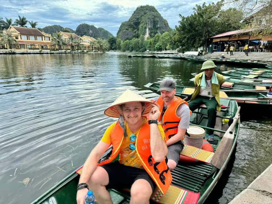 Ninh Binh Jeep Tour: Trang An Boat Ride, Bich Dong, Mua Cave - Trang An boat ride through limestone caves and temples