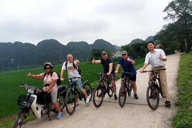Ninh Binh Luxury Day Tour by Limousine- Small Group- All included - Mua Cave Hike: The View Over Tam Coc That Makes the Climb Worth It